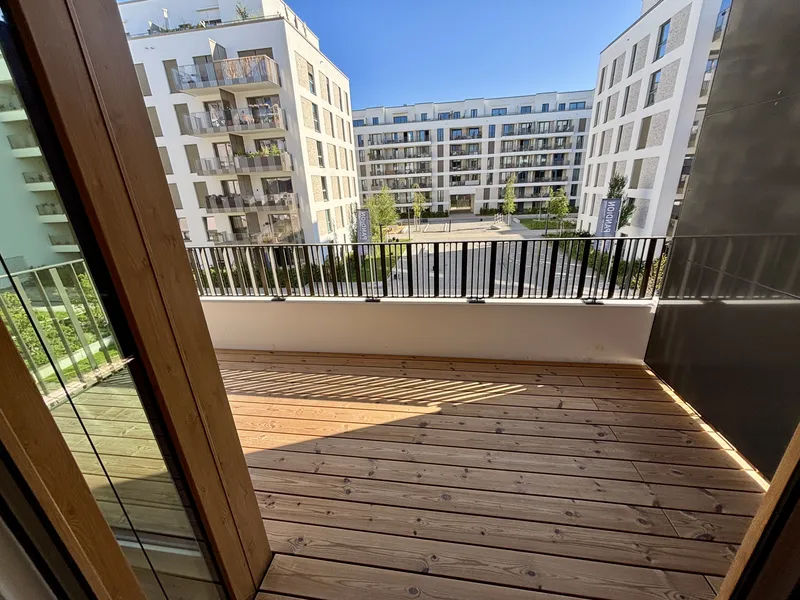 Zentral in Berlin & nah Park *Neubau Erstbezug * 2 Zim im 2.OG * Balkon * Einbauküche * Befristet — photo 1